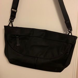 Lululemon all night festival bag grande